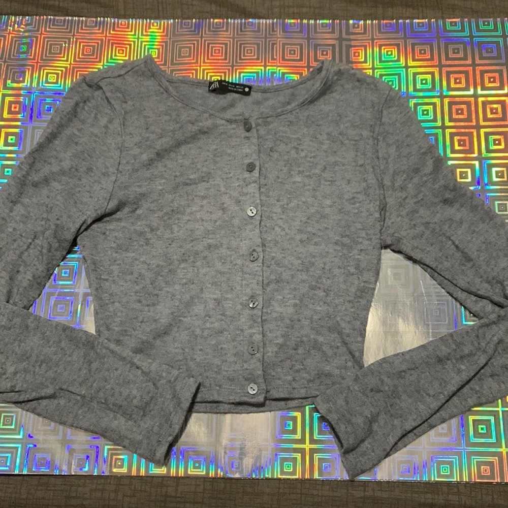 Zara crop sweater button up